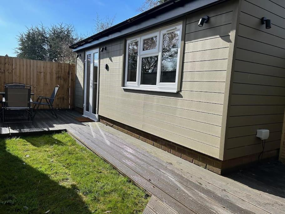 The Garden Cabin Reading Exterior foto